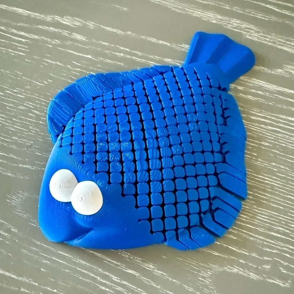 3D printed flexi Blue Fish Pet Toy